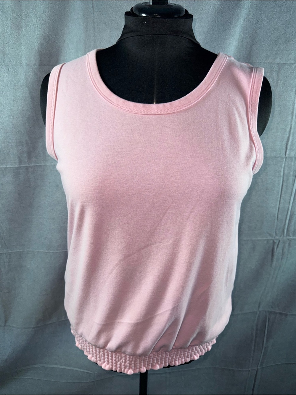 2854-Women's Light Pink Sleeveless Tank Top with Smocked Hem